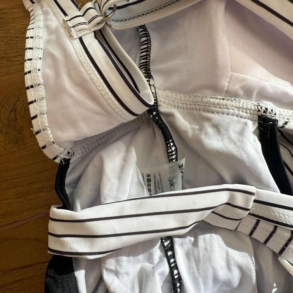 Tummy control black and white one piece swimsuit size XL - Picture 5 of 5